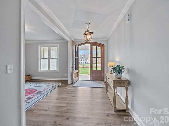 5th image of 245 Sink Farm Rd