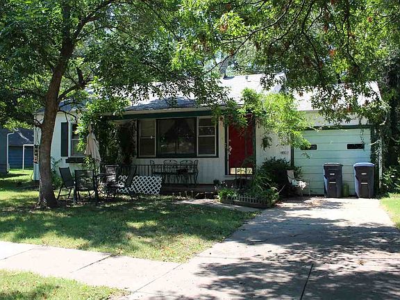 2nd image of 911 S Topeka St