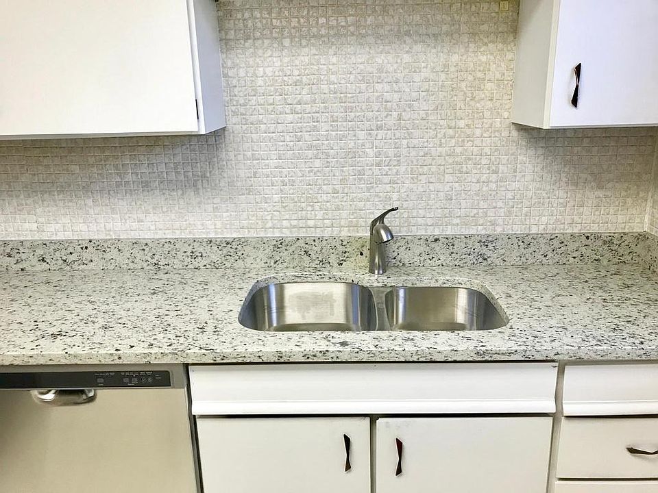 1st image of 4936 Davenport St #4936