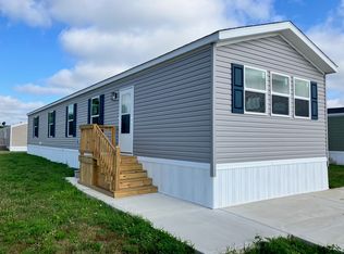 820 Cottonwood Ln, Rochester, IN 46975