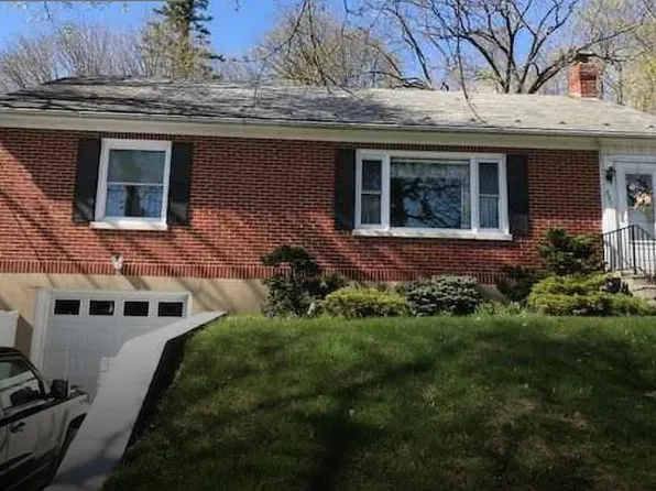 231 Northampton St, Bath, PA 18014