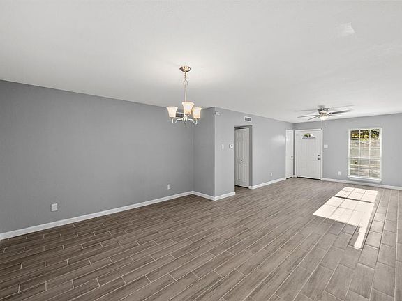 5th image of 4010 Salem Dr
