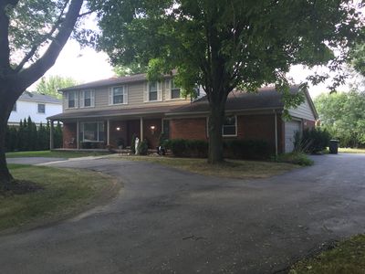 4640 Walnut Lake Rd, Bloomfield Hills, MI, 48301