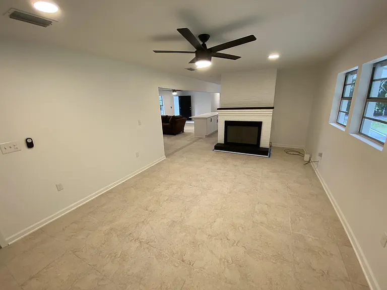 1489 Cypress St — Photo 8