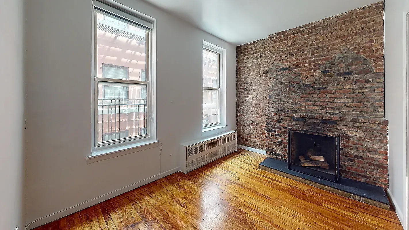 251 West 26th Street — Photo 3