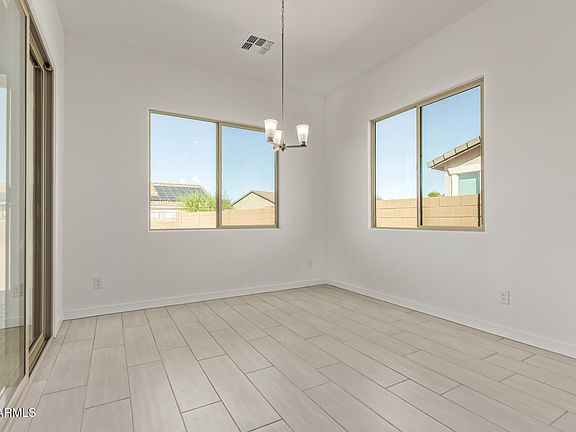 3rd image of 16524 W AVENIDA DEL SOL --