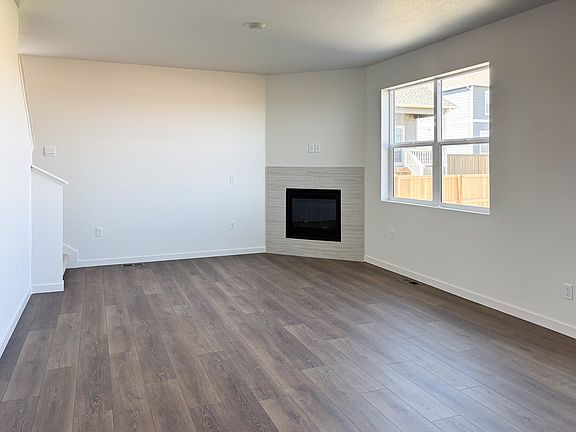 Living Room w/ Fireplace