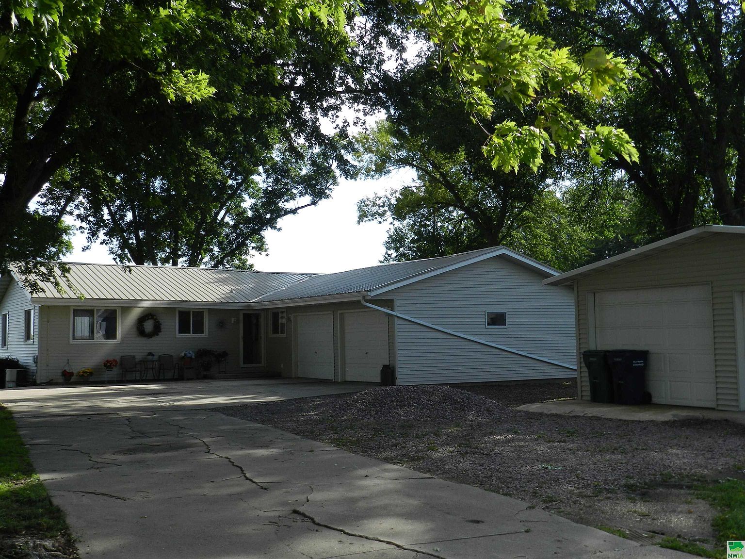 606 W Walnut St, Boyden, IA 51234 Zillow