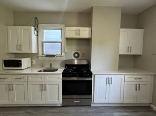 106 Wegman Pkwy #2, Jersey City, NJ 07305