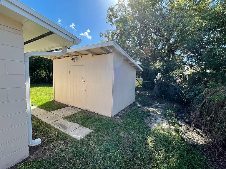 385 W Ethelene St — Photo 14