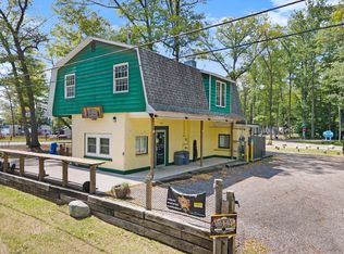 7641 S Croton Hardy Dr, Newaygo, MI 49337