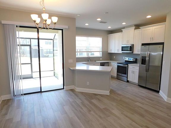 Dining Room & Kitchen