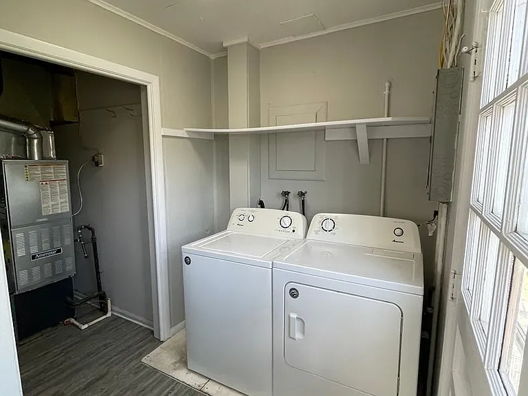 2160 Ulen Ln — Photo 11