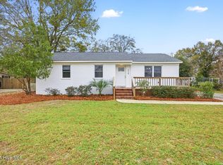 318 N Crestwood Drive, Wilmington, NC 28405