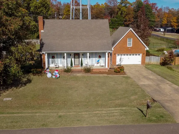 4040 Bienville Rd, Nesbit, MS 38651