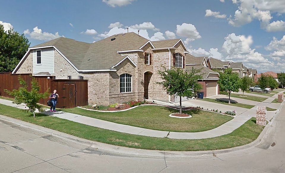 2nd image of 8756 Lariat Cir