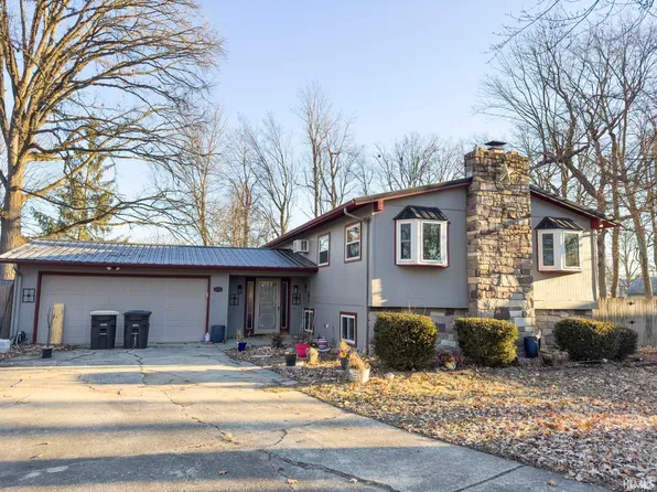 7023 Forestview Dr, Fort Wayne, IN 46815