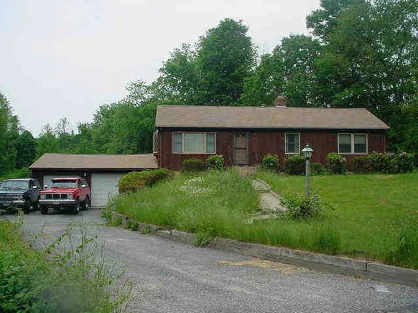 650 Brigham St, Marlborough, MA 01752
