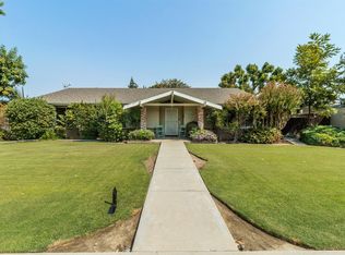 2480 15th Ave, Kingsburg, CA 93631