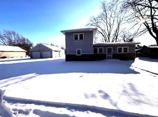 304 E Jackson Rd, Chesterton, IN 46304