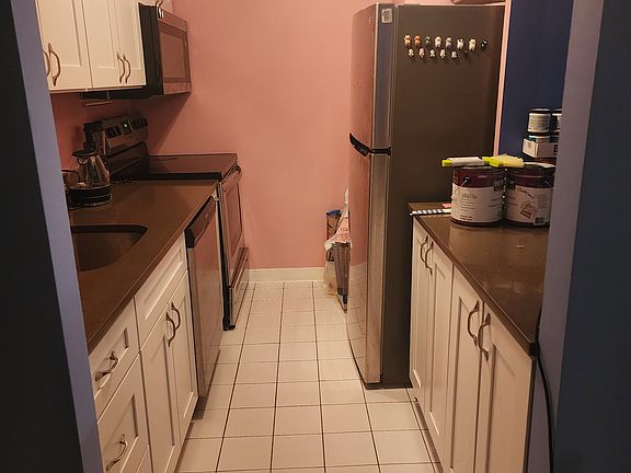 5th image of 535 N Michigan Ave APT 1807