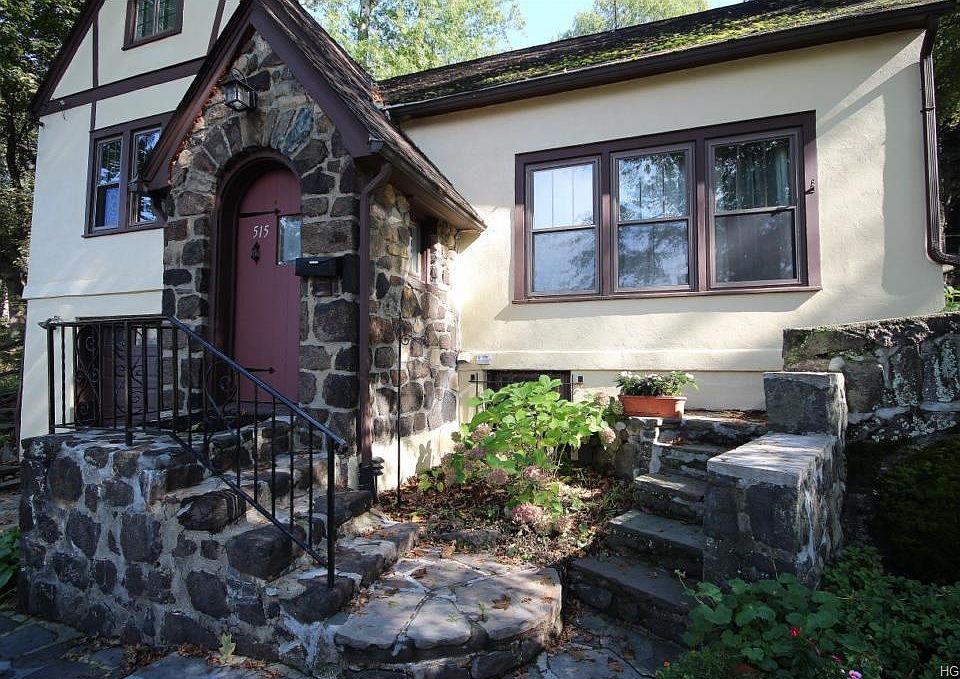 2nd image of 515 Union Ave