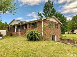 34 Al Brown Ln, Henderson, NC 27537