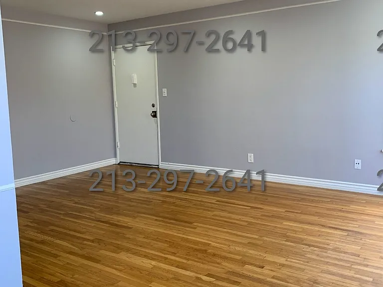1015 N Normandie Ave #8 — Photo 6