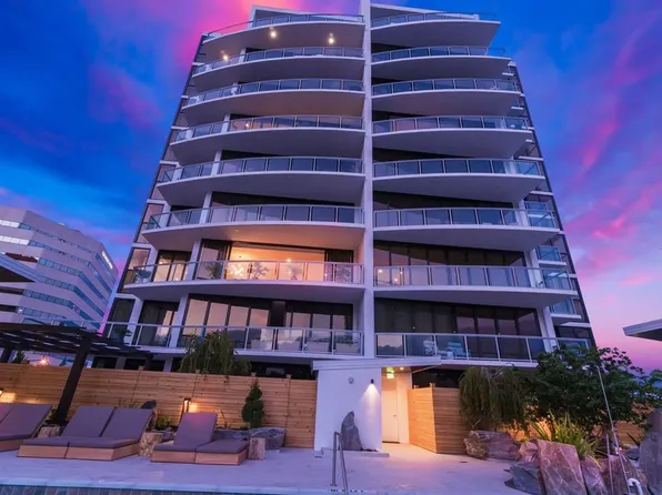 300 S Pineapple Ave #302, Sarasota, FL 34236