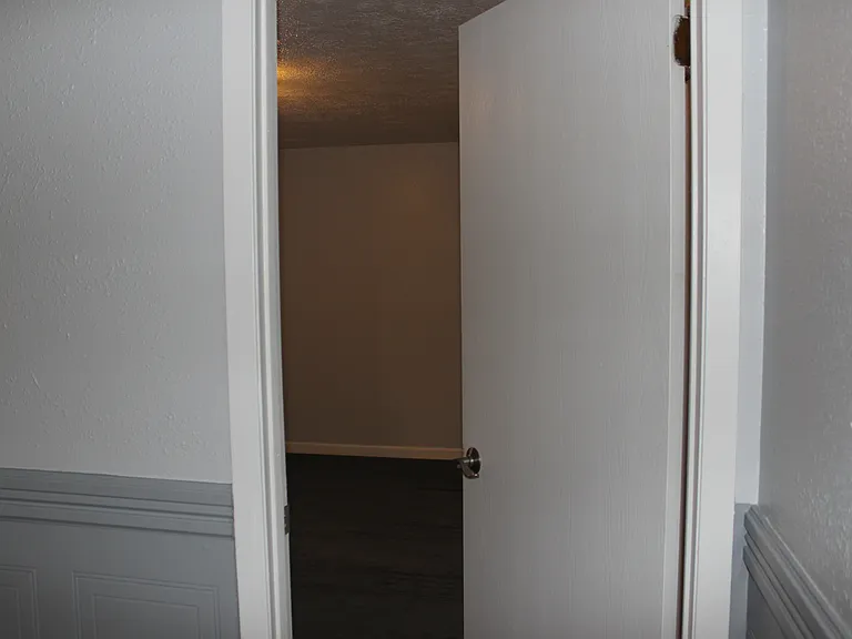 house master bedroom entrance