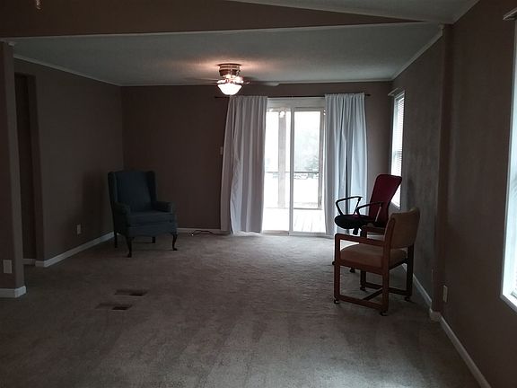 3rd image of 398 Y50 Rd