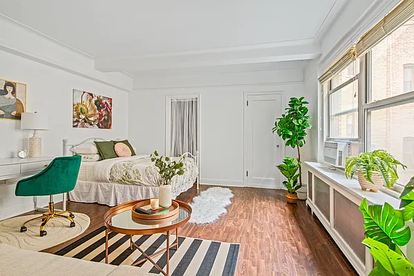 Sold by SERHANT. | media 1