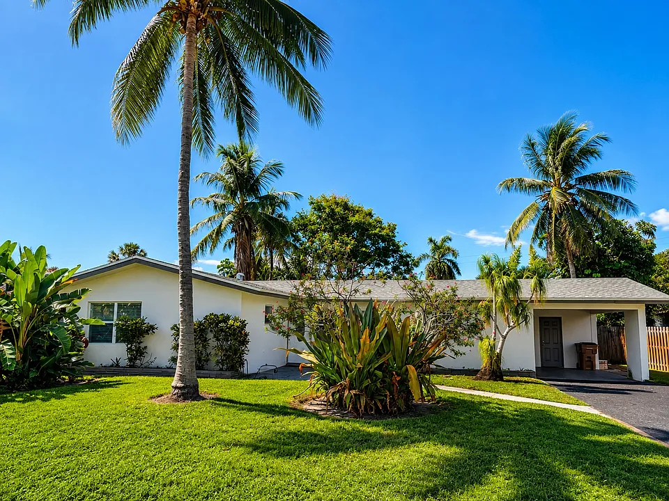 1320 SE 4th Ct