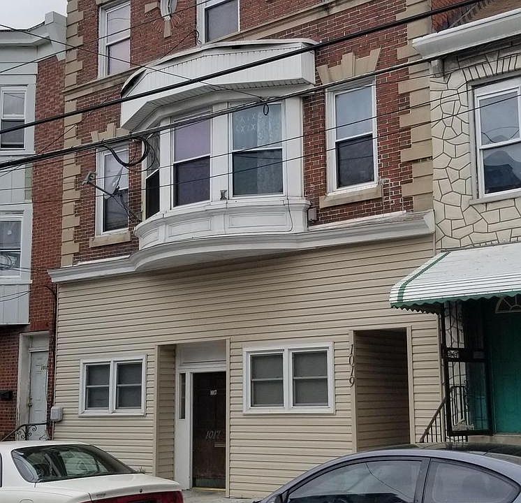 2nd image of 1017 Chestnut St