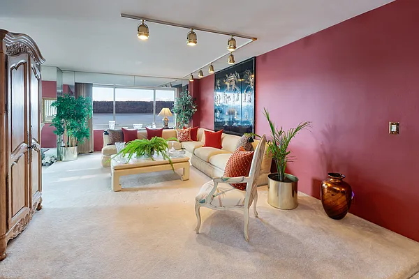 Sold by Brown Harris Stevens | media 29