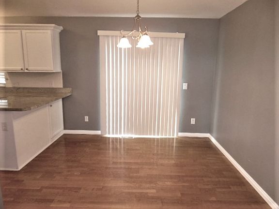 4th image of 6876 S Charter Way
