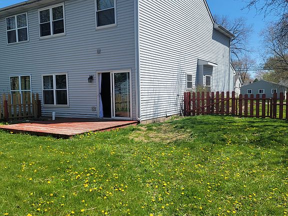 2nd image of 1201 Wicker St