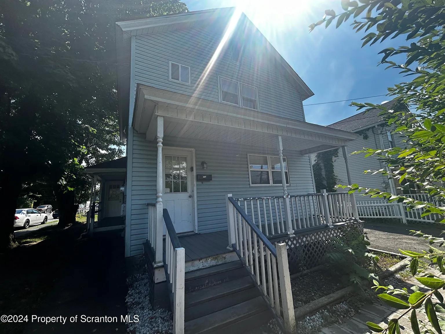 344 Delaware St photo 1