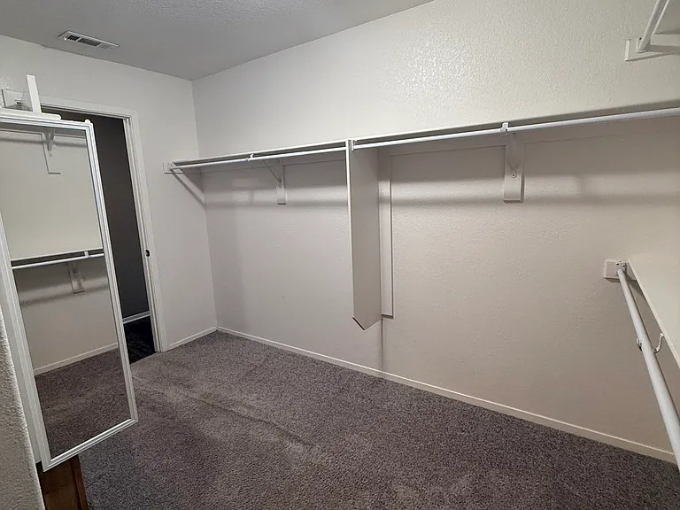 2909 N 14th Pl — Photo 10