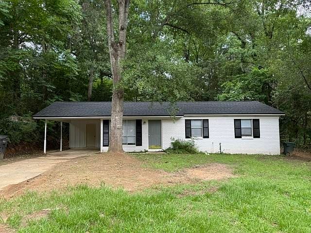 1st image of 925 Spottswood Dr