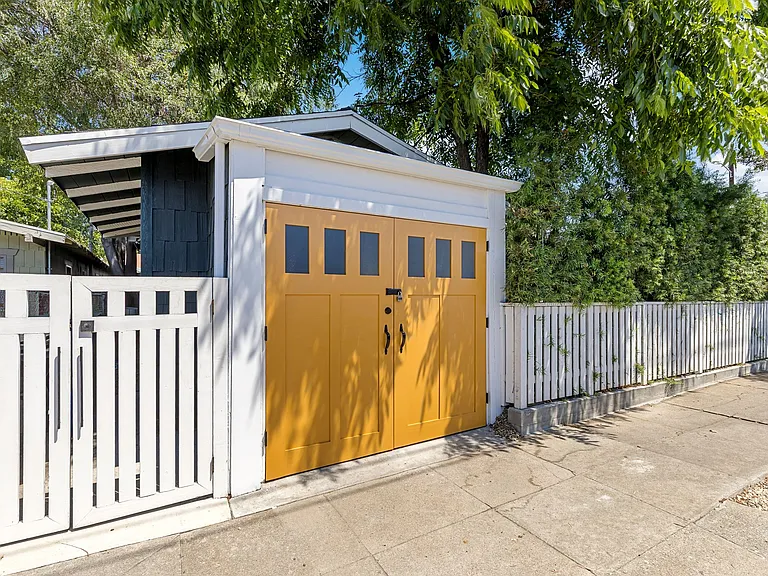 5927 Piedmont Ave — Photo 31