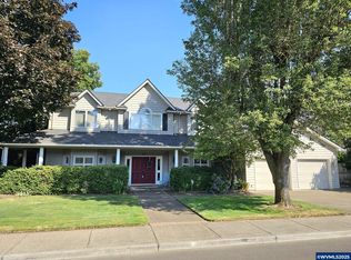 886 N Baker St, Canby, OR 97013