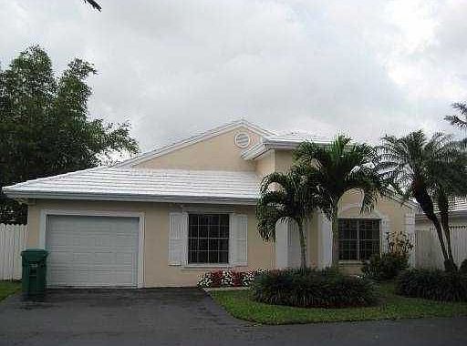 1st image of 6142 SW 114th Ct