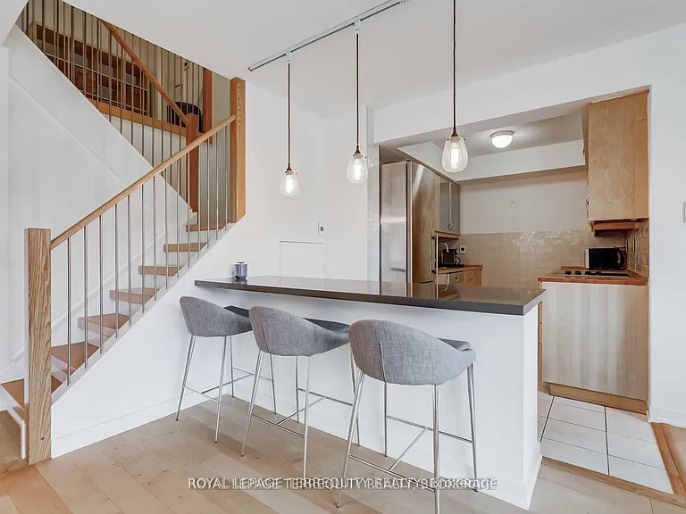 60 Southport St #214 — Photo 6