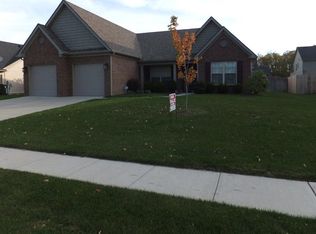 356 Gleneagles Way, Versailles, KY