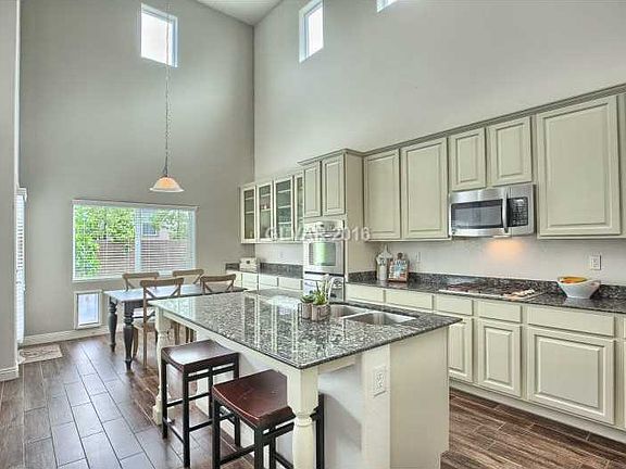 4th image of 7642 Harney Peak St
