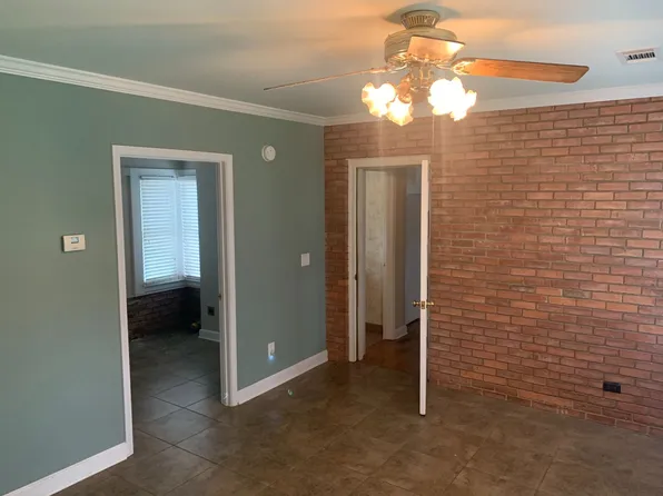 505 N Cary Dr, Auburn, AL 36830