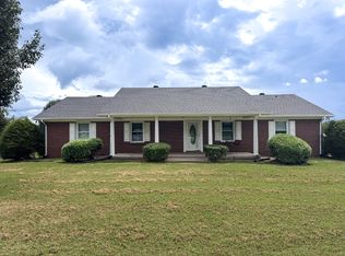 1295 Carey Rd, Hartsville, TN 37074