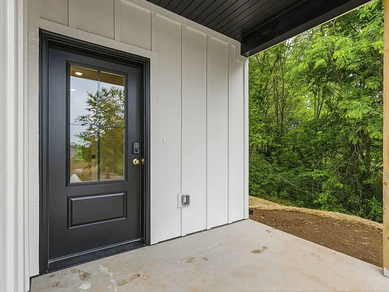 2175 W Parkview Ave — Photo 4