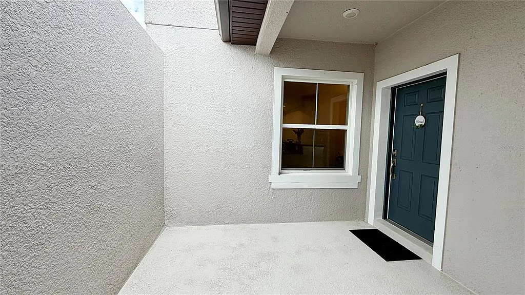 3 bed, 2.5 bath, 1830 sqft, $2,200 — Photo 4
